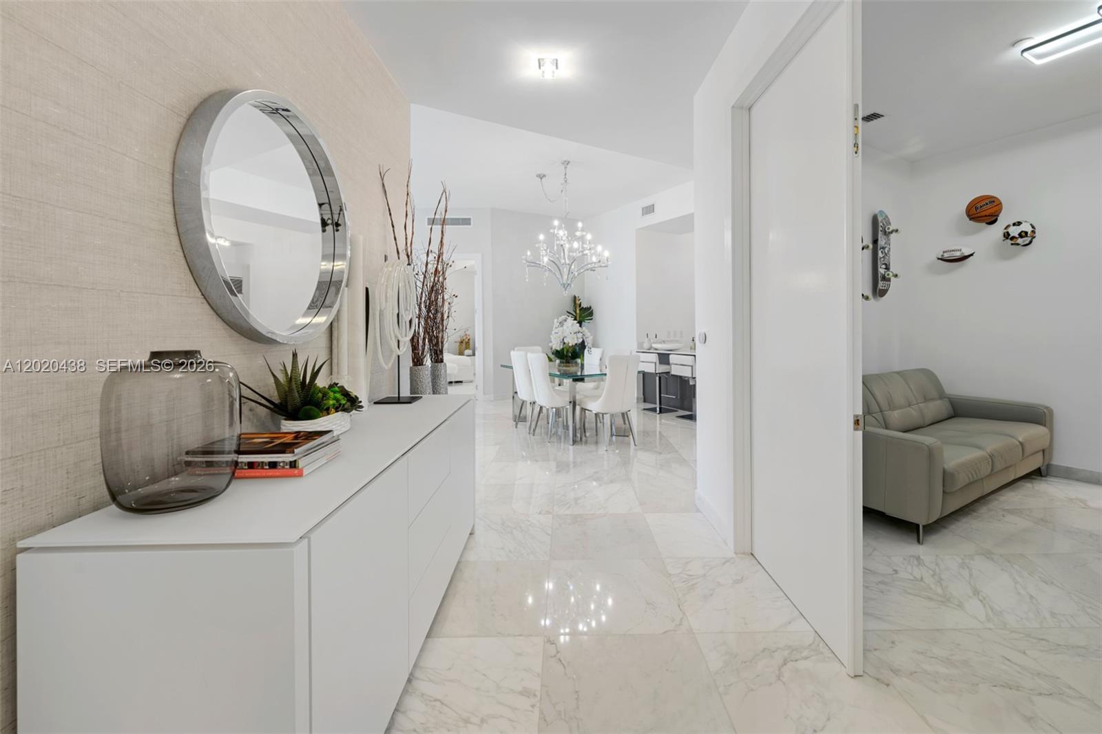 15901 Collins Ave 4103