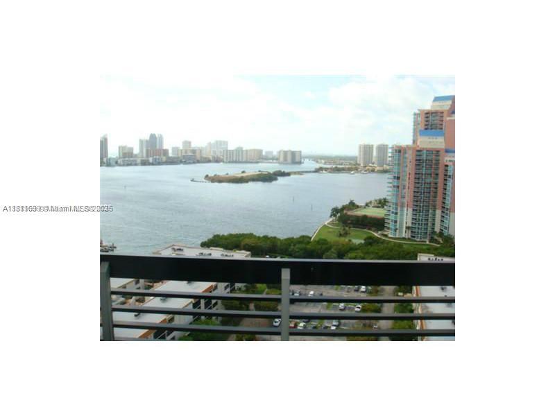 MYSTIC POINTE TOWER 600 C - Residential