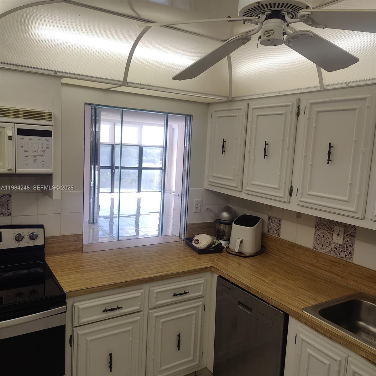 OCEANVIEW PARK CONDO - Residential
