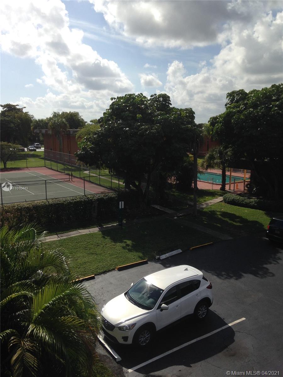 Sunset Palms East Condo - Residential Lease