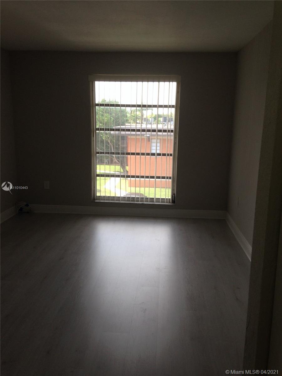 Sunset Palms East Condo - Residential Lease