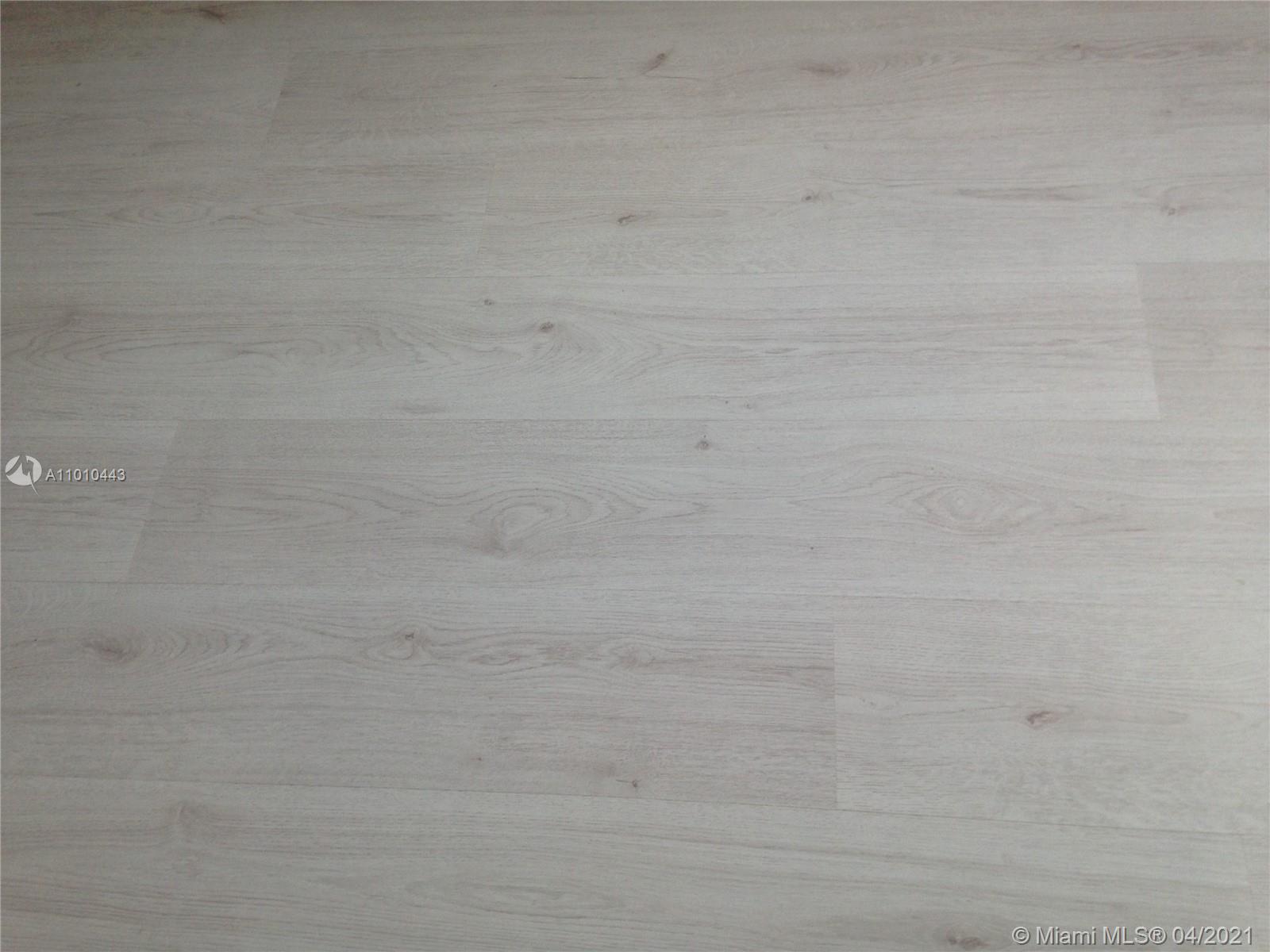 Sunset Palms East Condo - Residential Lease