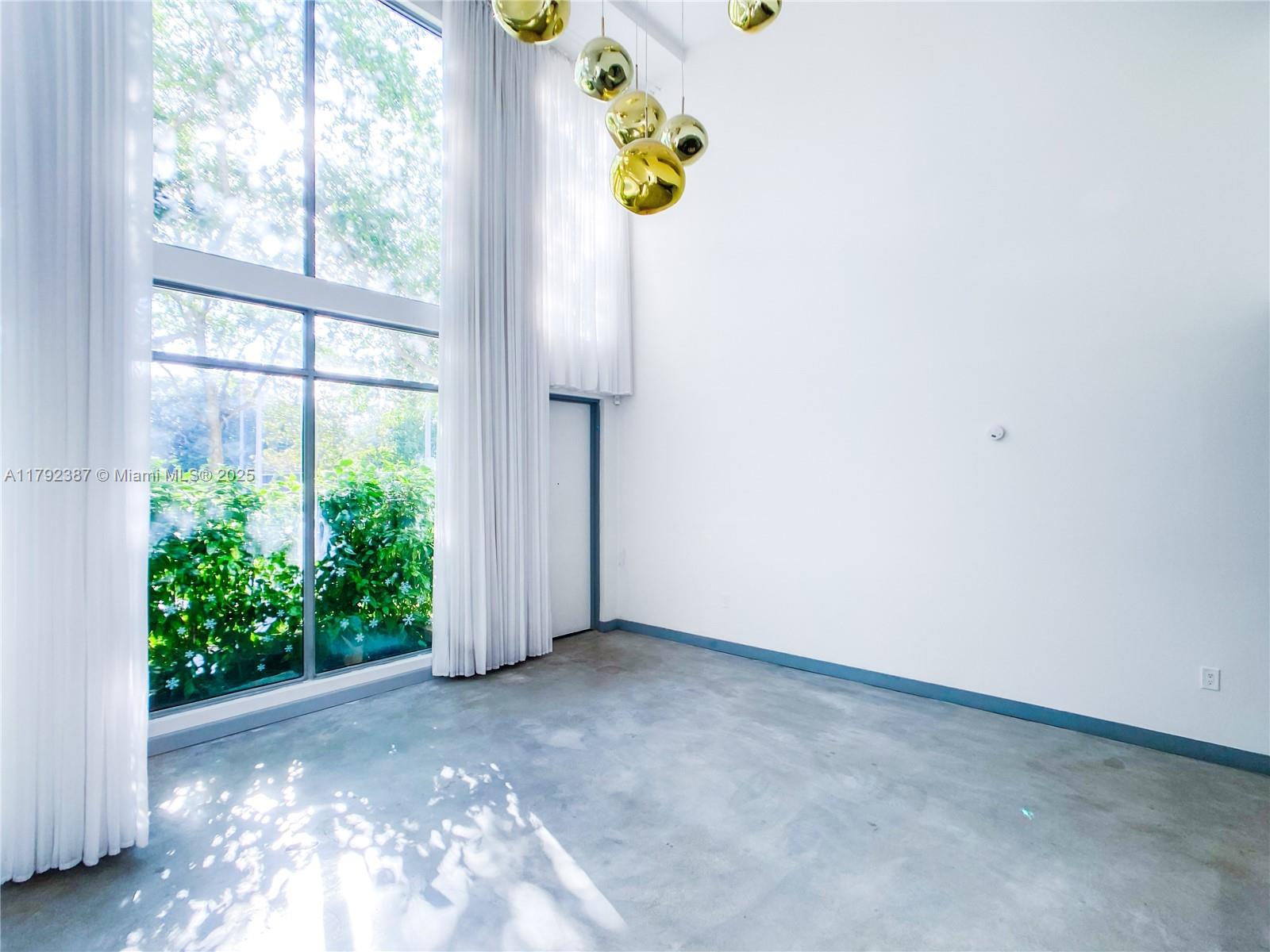 163 N Shore Dr 163-5