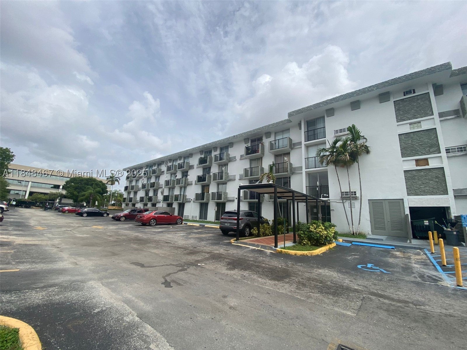 16450 NW 2nd Ave 404