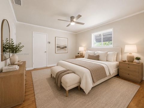 Tiny photo for 2202 N 42nd Ave, Hollywood, FL 33021 (MLS # A12026427)