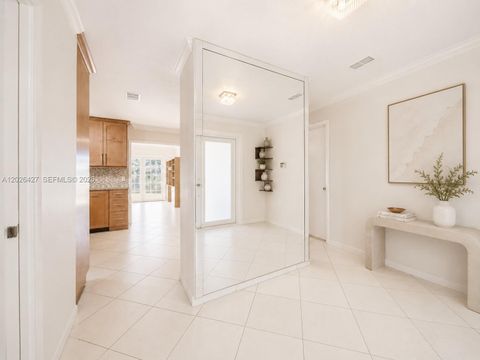 Tiny photo for 2202 N 42nd Ave, Hollywood, FL 33021 (MLS # A12026427)