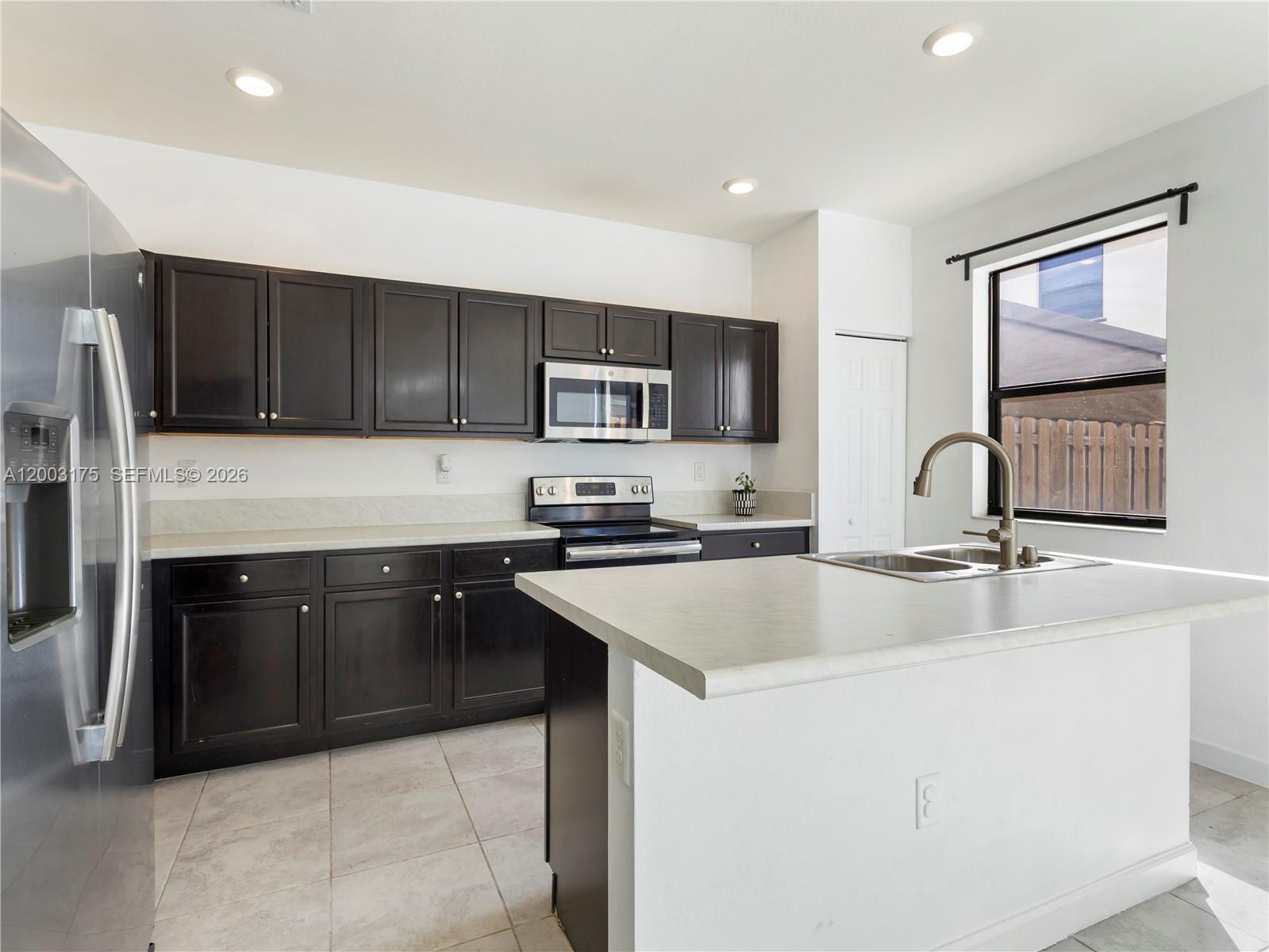 COCO PALM ESTATES - Residential