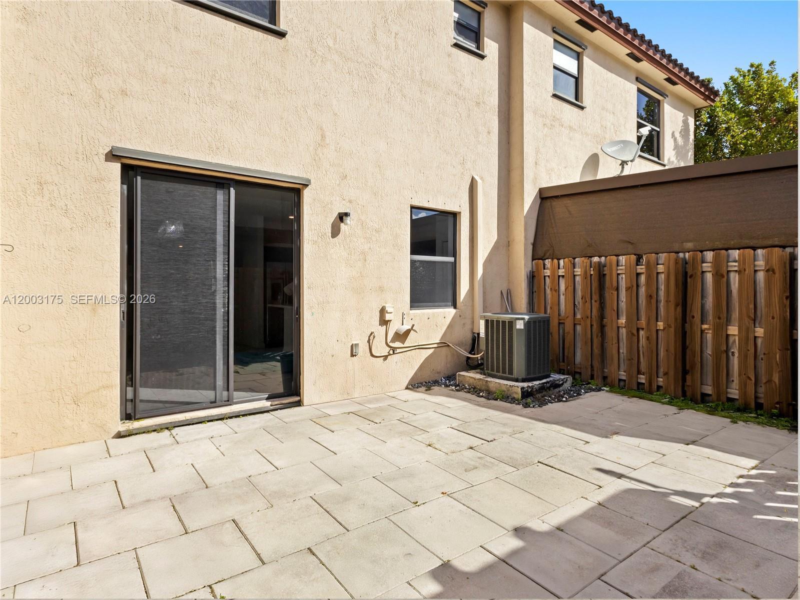 COCO PALM ESTATES - Residential