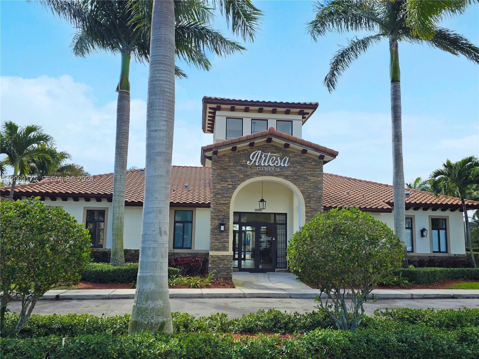 COCO PALM ESTATES - Residential