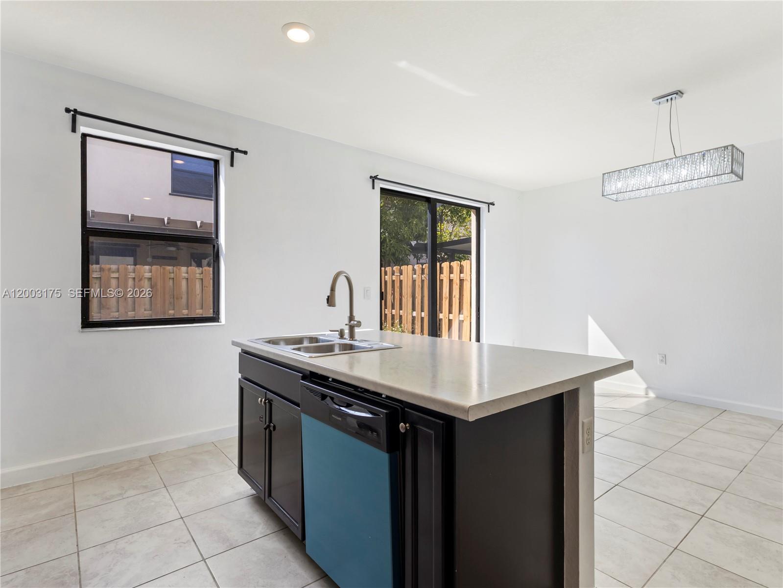 COCO PALM ESTATES - Residential