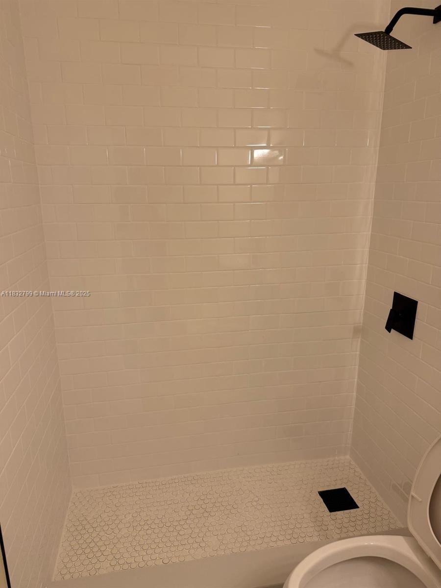 2341 W 66th Pl 103