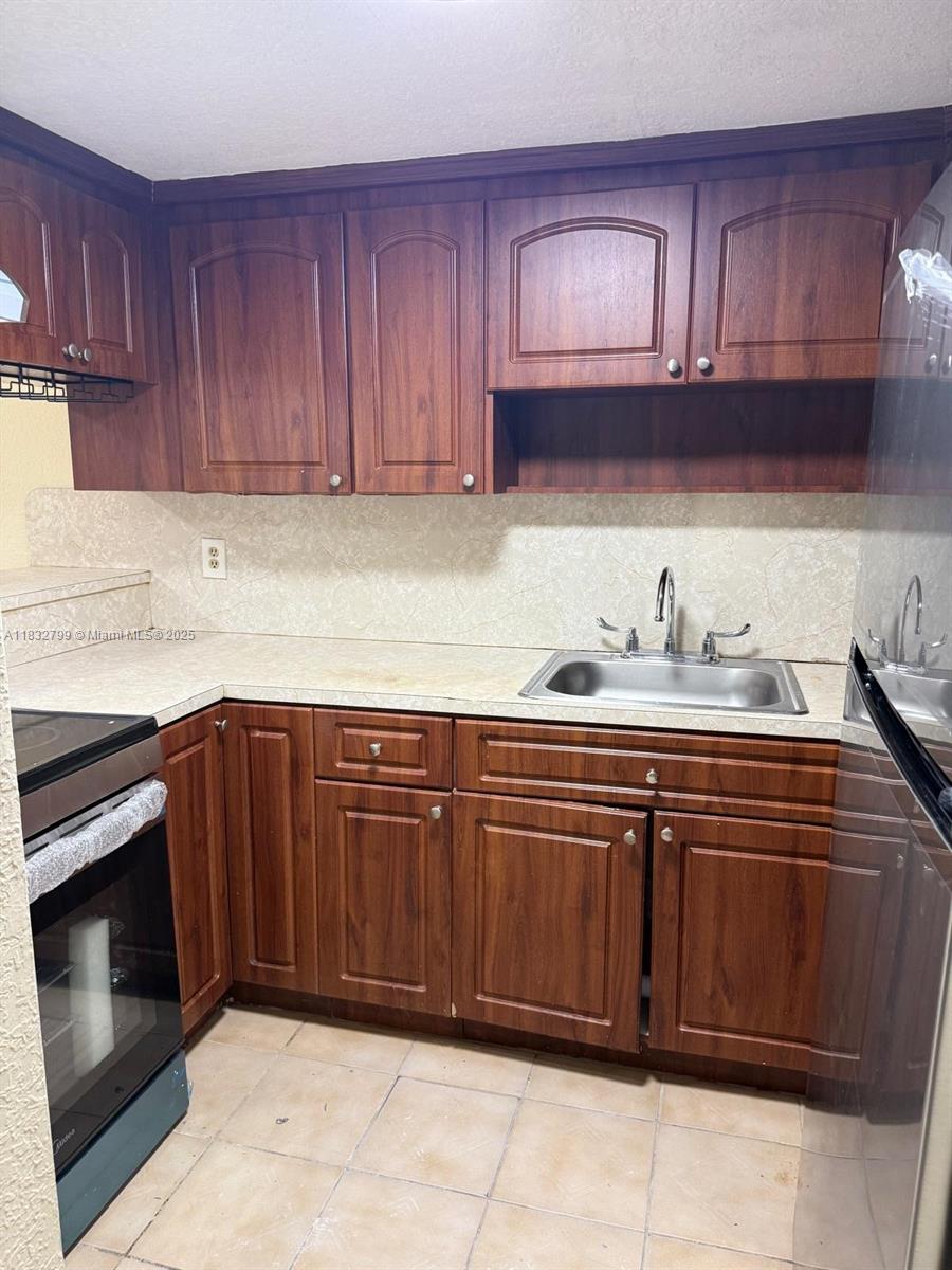 2341 W 66th Pl 103