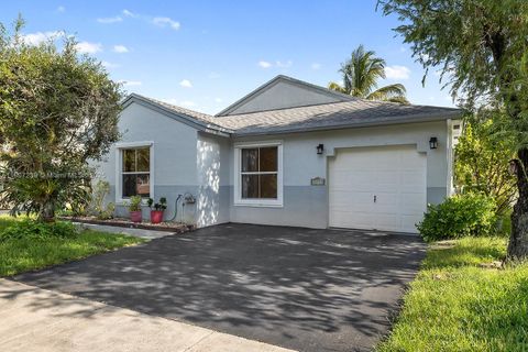 20770 NW 1st St Pembroke Pines FL 33029