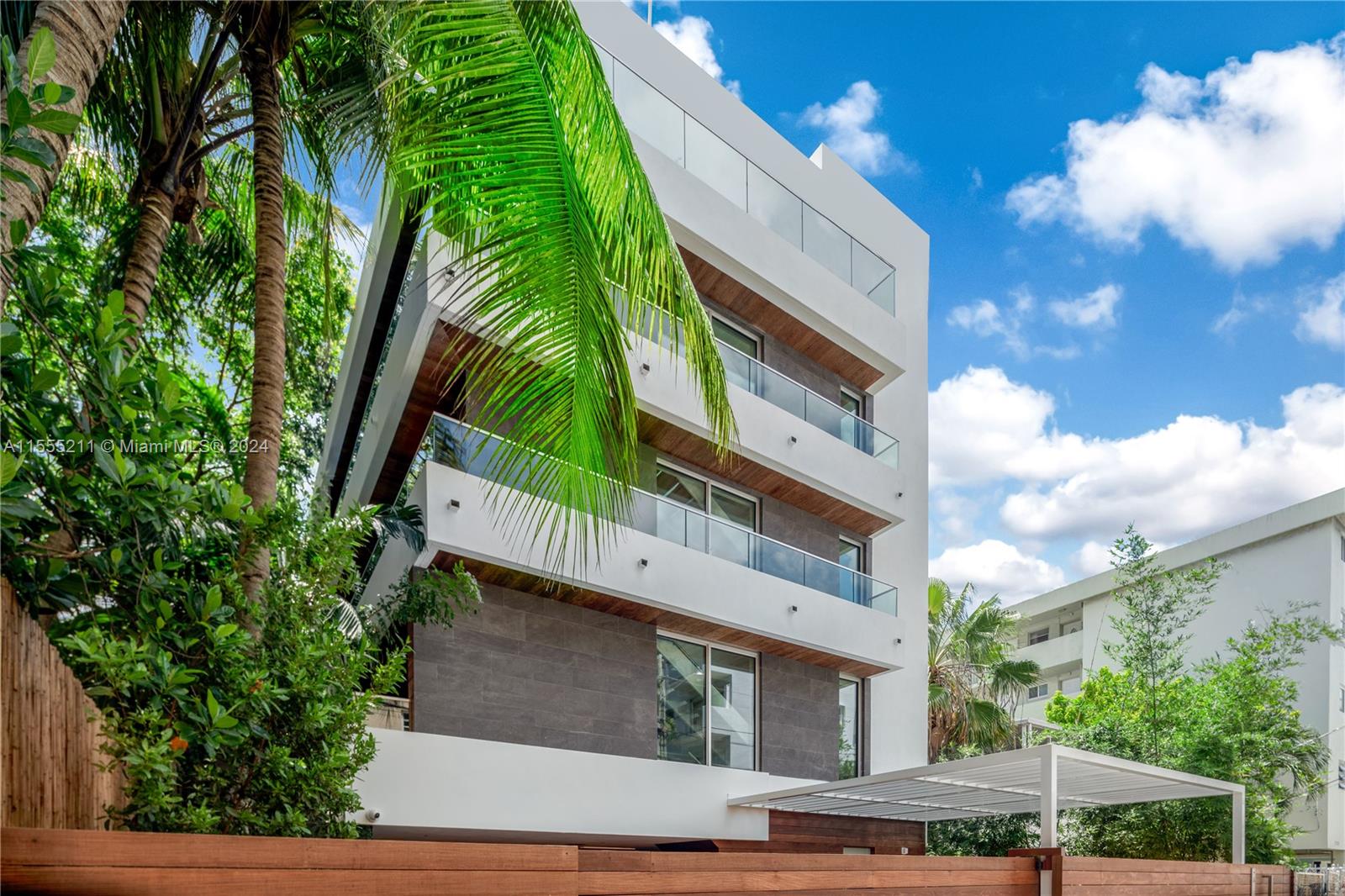 Property for Sale at 234 Washington Ave D, Miami Beach, Miami-Dade County, Florida - Bedrooms: 3 
Bathrooms: 4  - $4,500,000