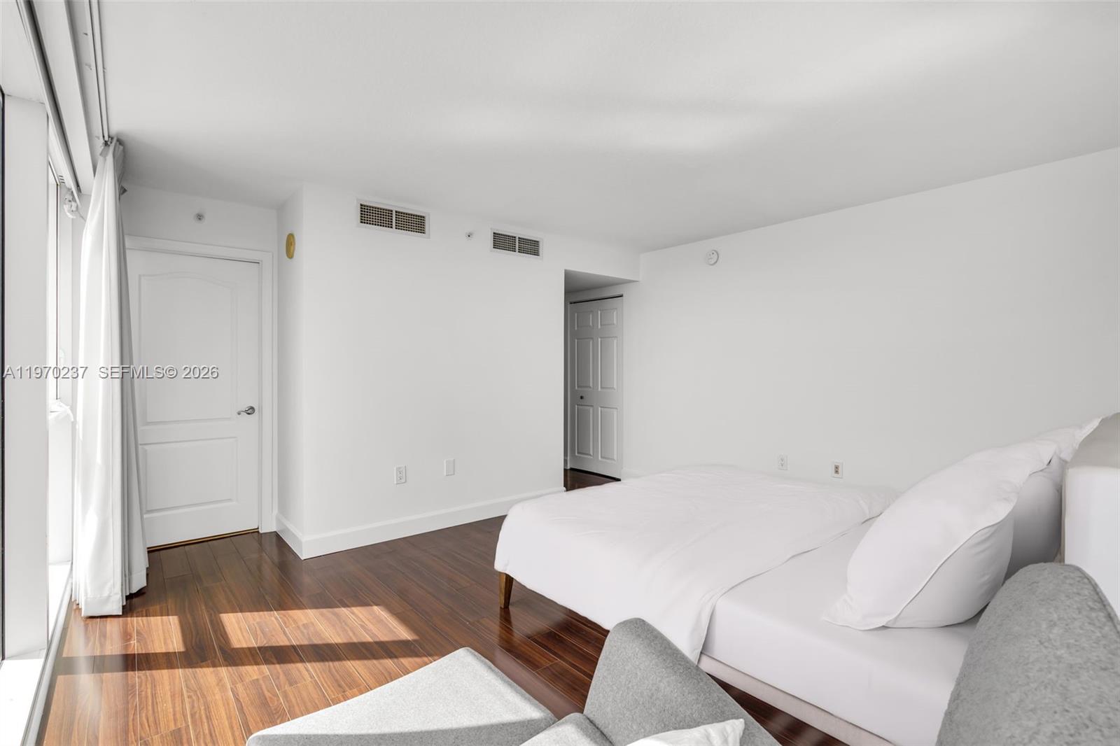 SKYLINE ON BRICKELL CONDO - Residential