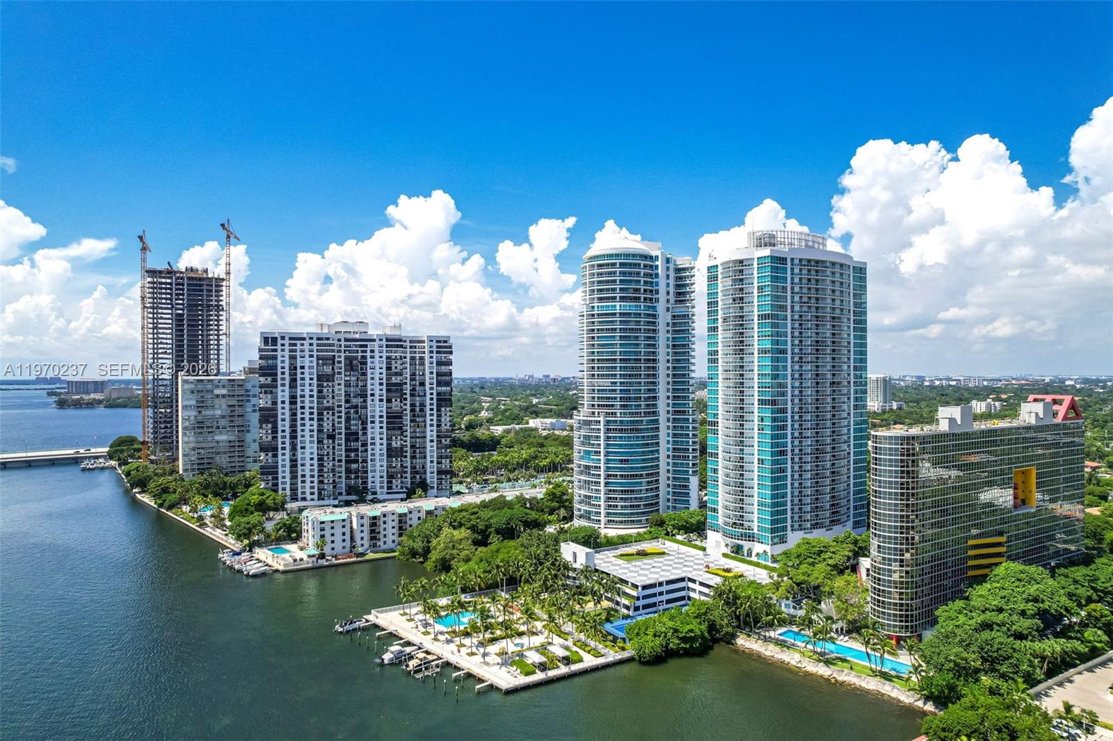 SKYLINE ON BRICKELL CONDO - Residential