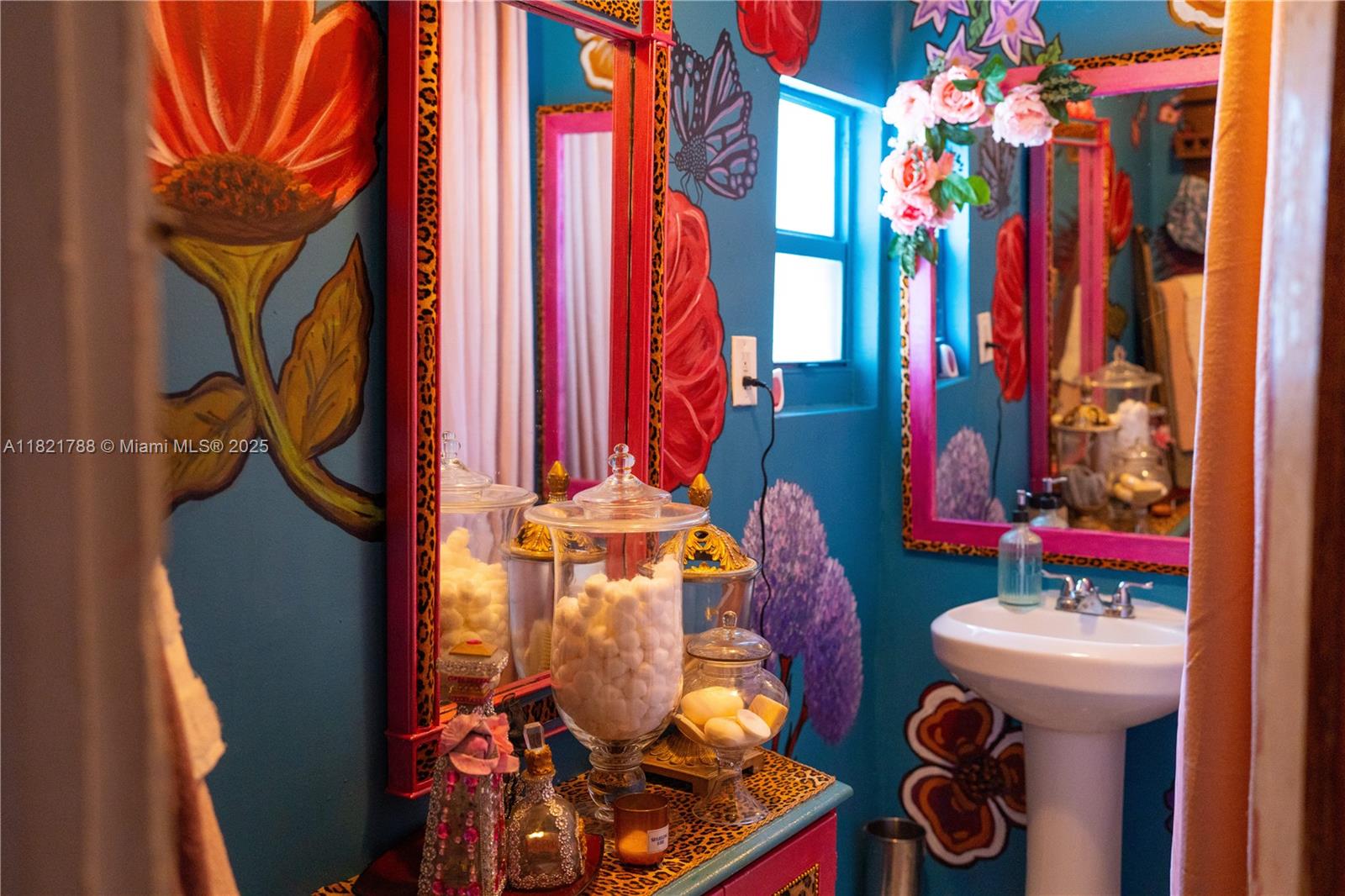 PRICES ADDN TO ST JAMES P - Land