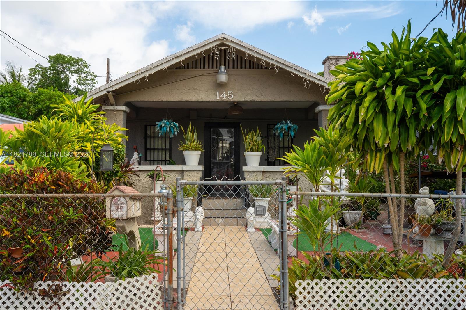 PRICES ADDN TO ST JAMES P - Land