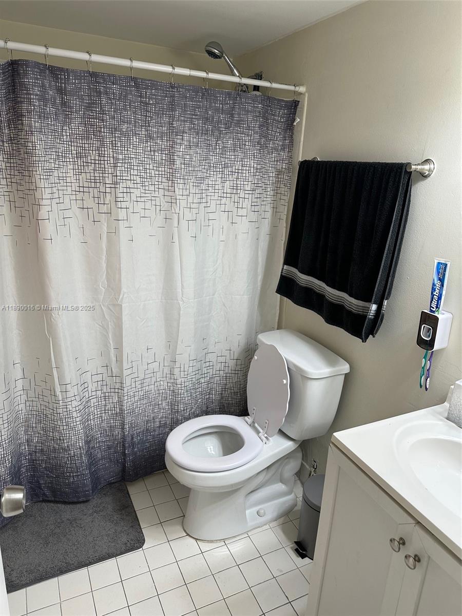 CARIBBEAN GARDENS CONDO - Residential