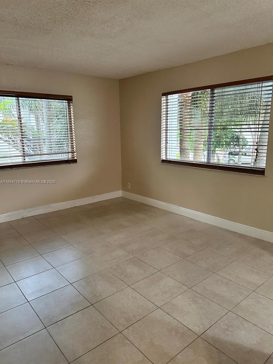 SUN VISTA GARDENS CONDO - Residential Lease