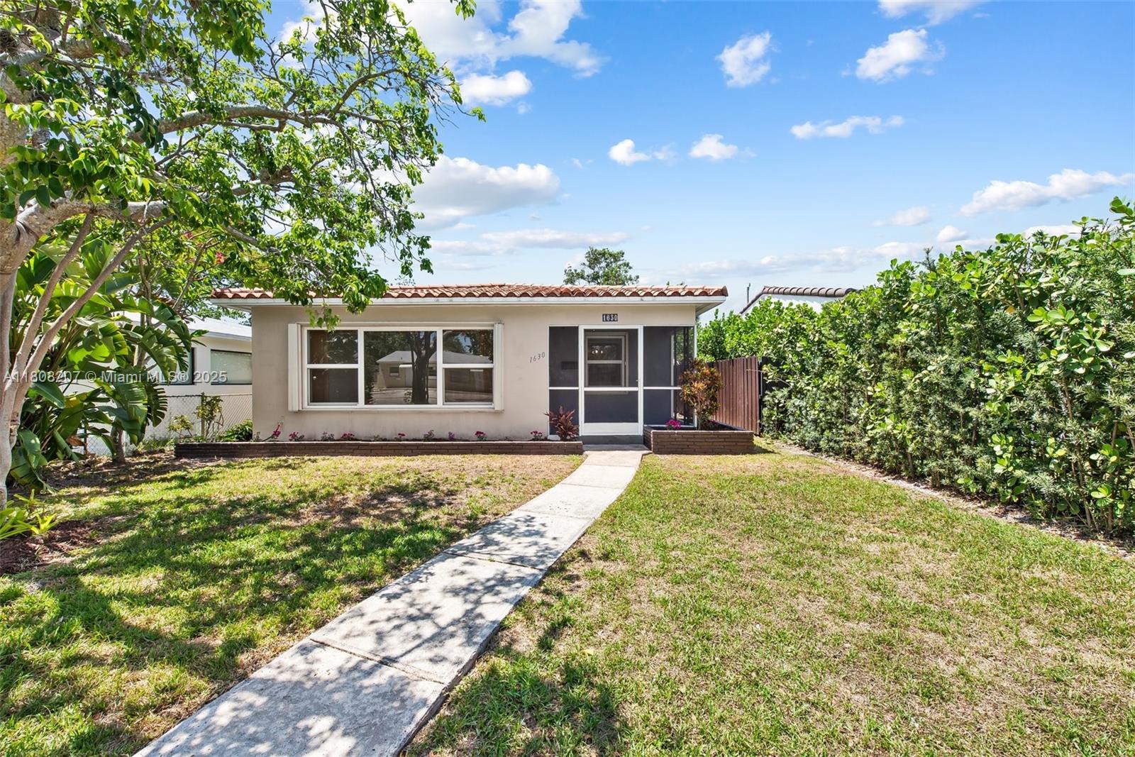 1630 Rodman St, Hollywood, Broward County, Florida - 3 Bedrooms  
2 Bathrooms - 