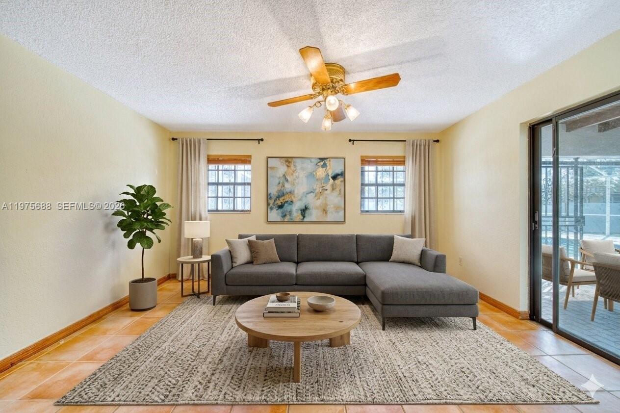 SOUTHERN ESTS 7TH ADDN SE - Residential