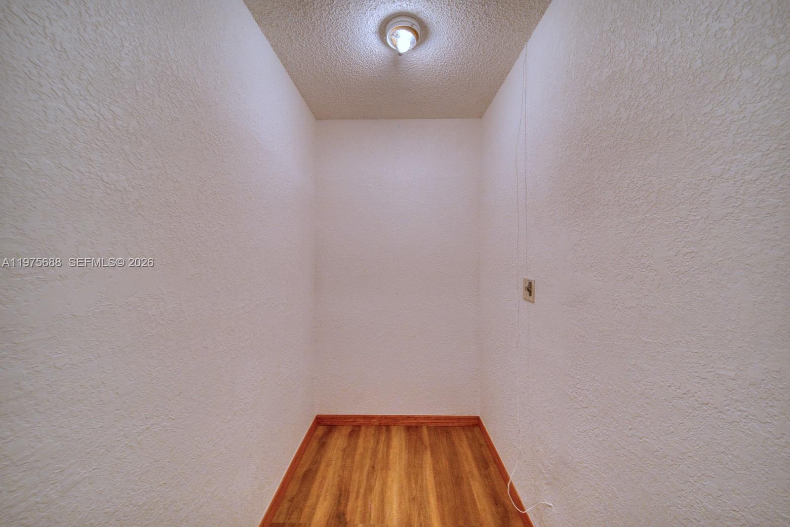 SOUTHERN ESTS 7TH ADDN SE - Residential