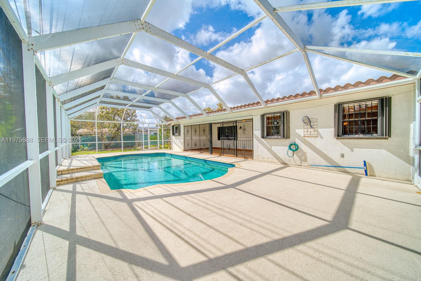 SOUTHERN ESTS 7TH ADDN SE - Residential