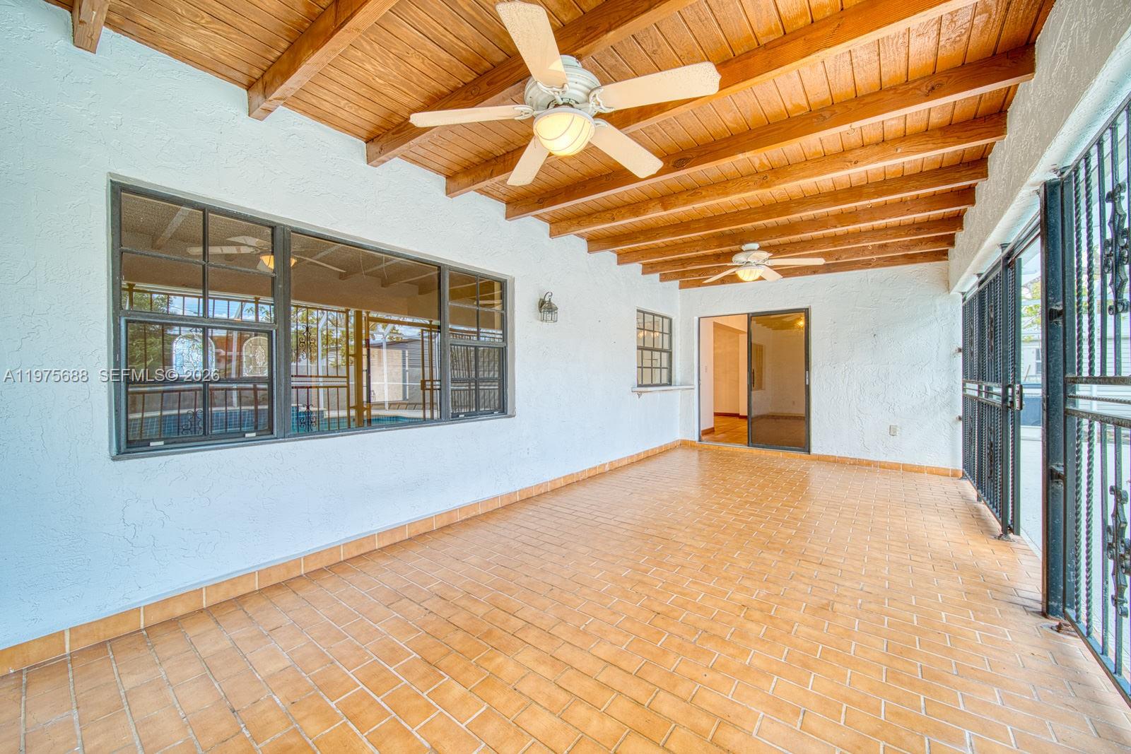 SOUTHERN ESTS 7TH ADDN SE - Residential