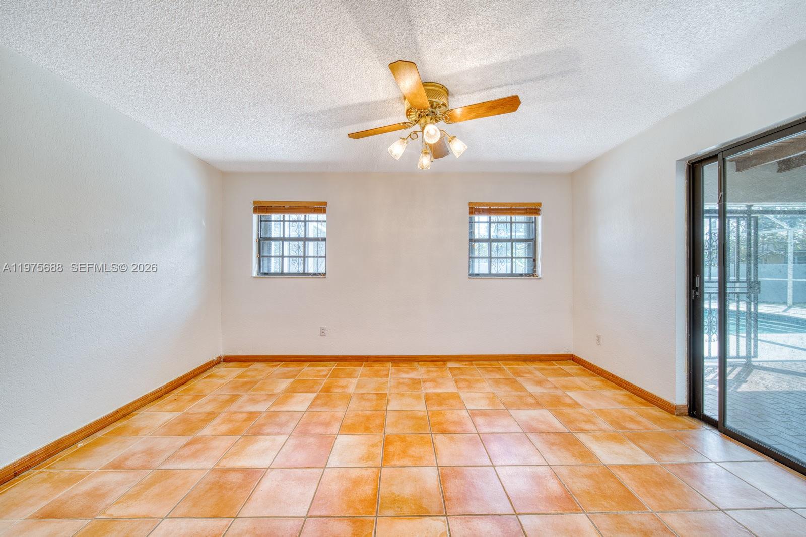 SOUTHERN ESTS 7TH ADDN SE - Residential