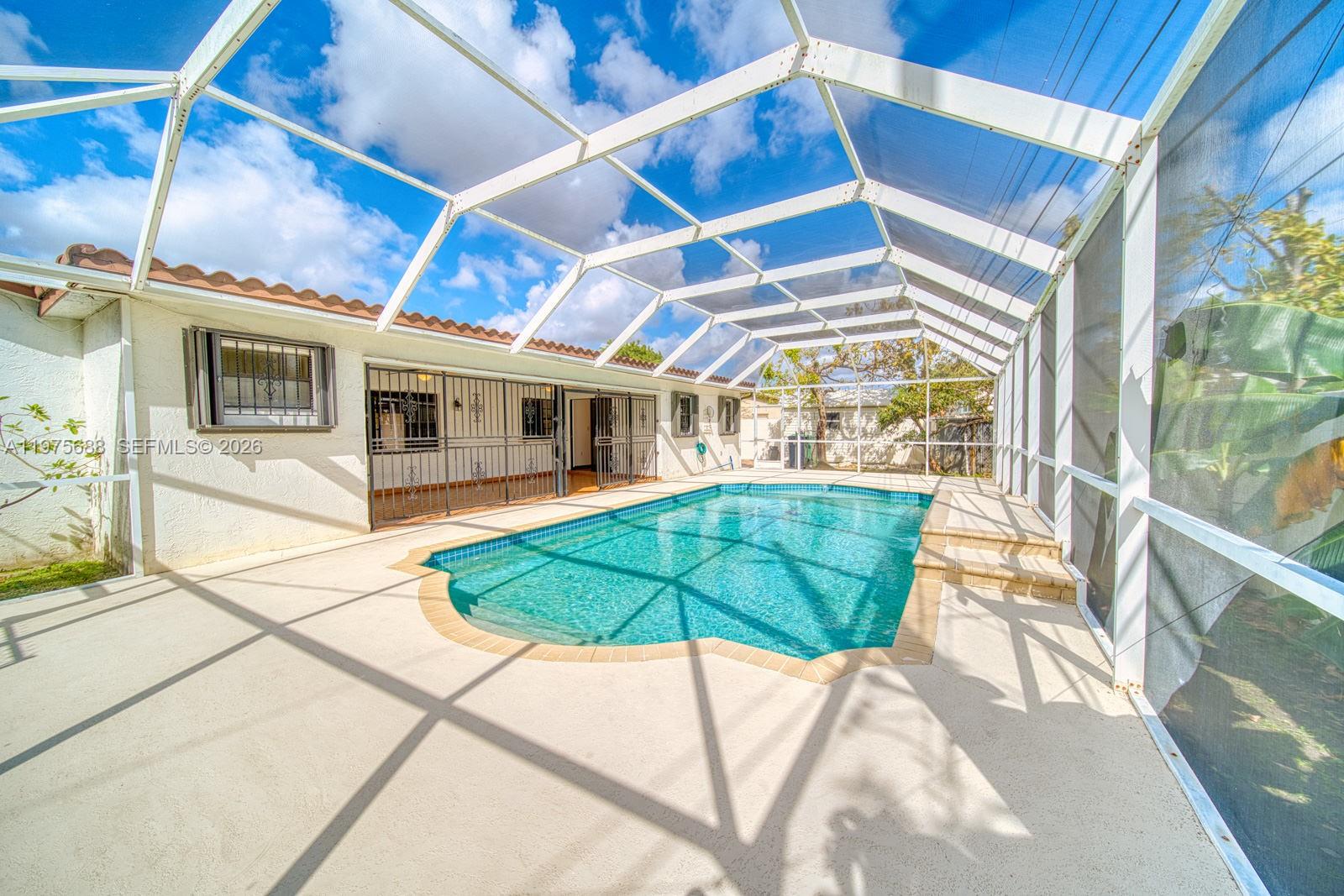 SOUTHERN ESTS 7TH ADDN SE - Residential