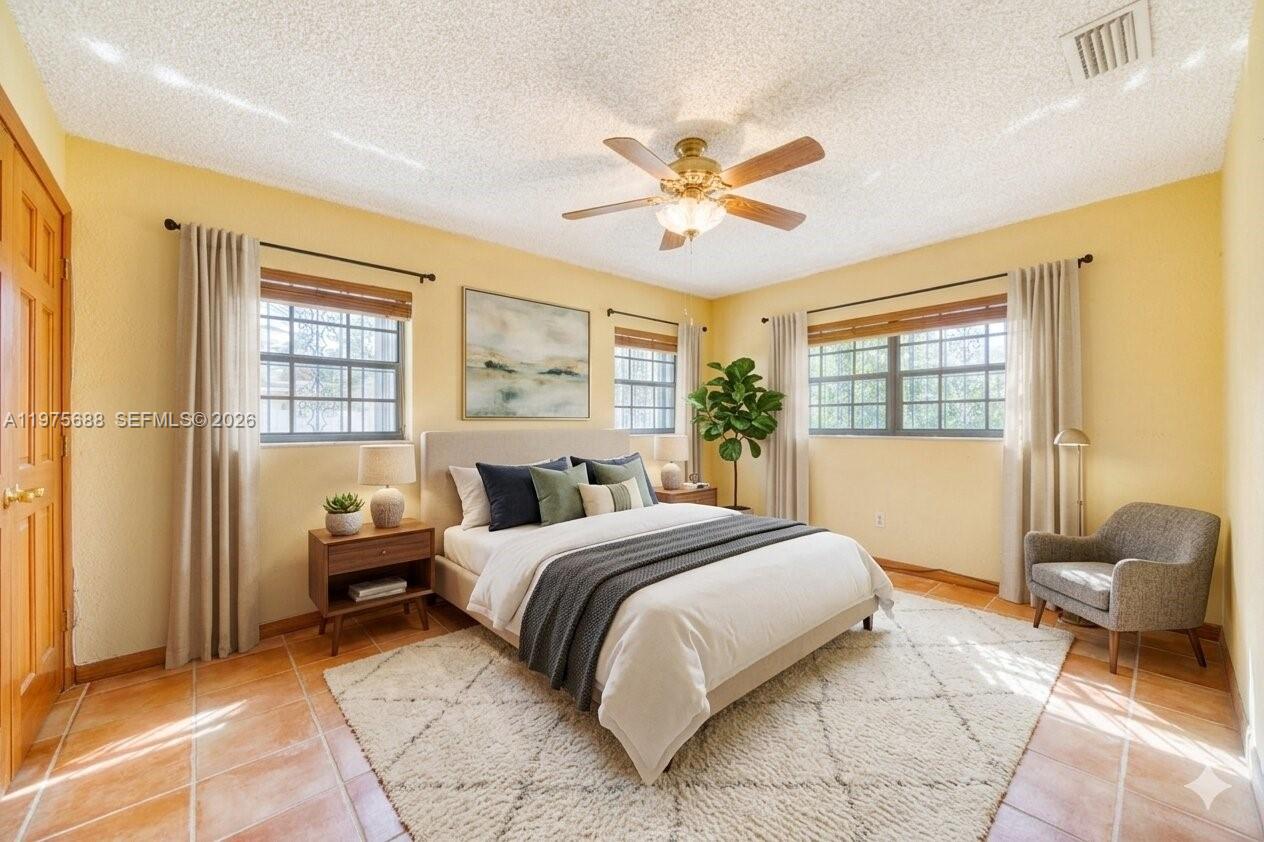 SOUTHERN ESTS 7TH ADDN SE - Residential