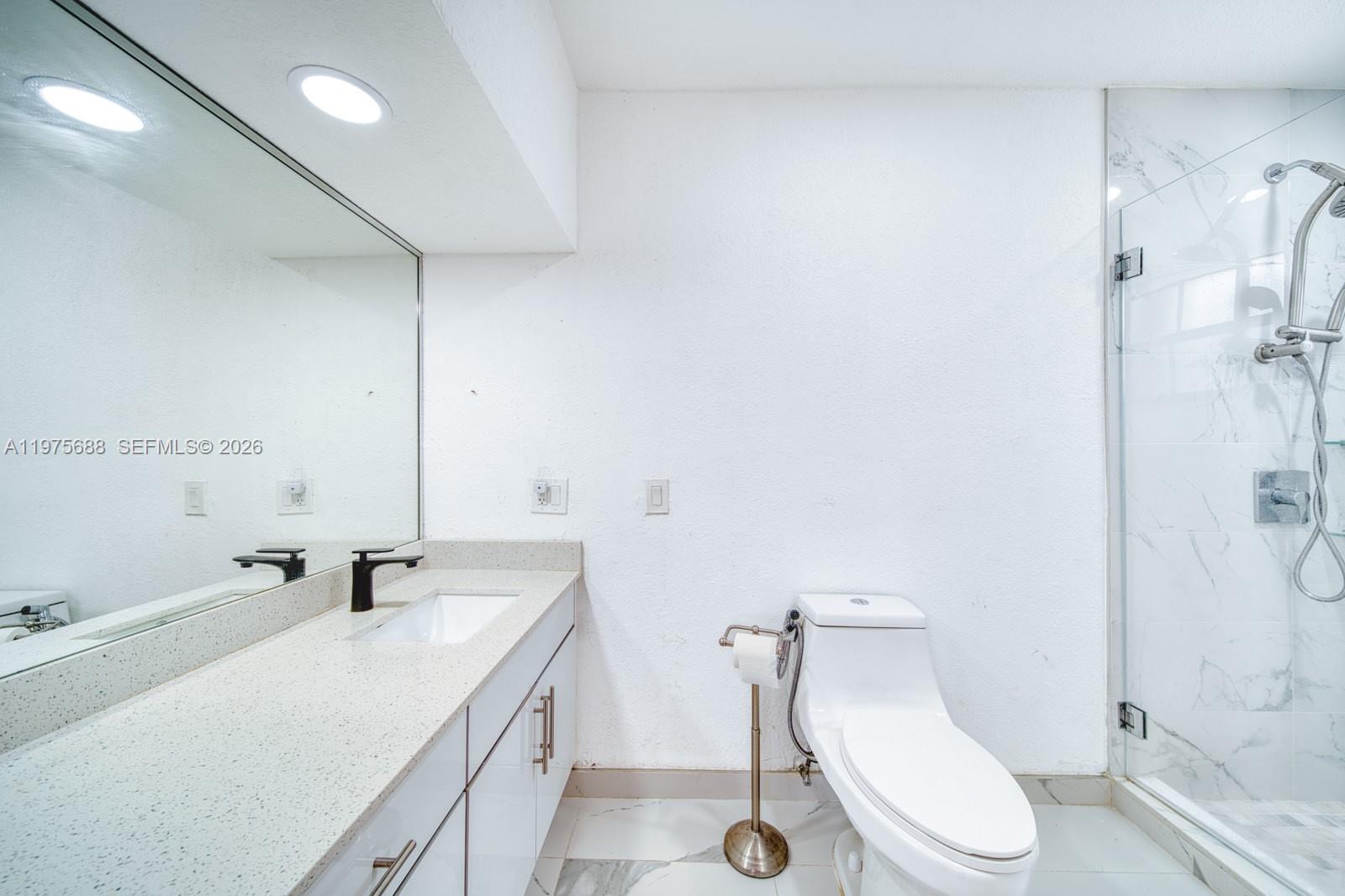 SOUTHERN ESTS 7TH ADDN SE - Residential