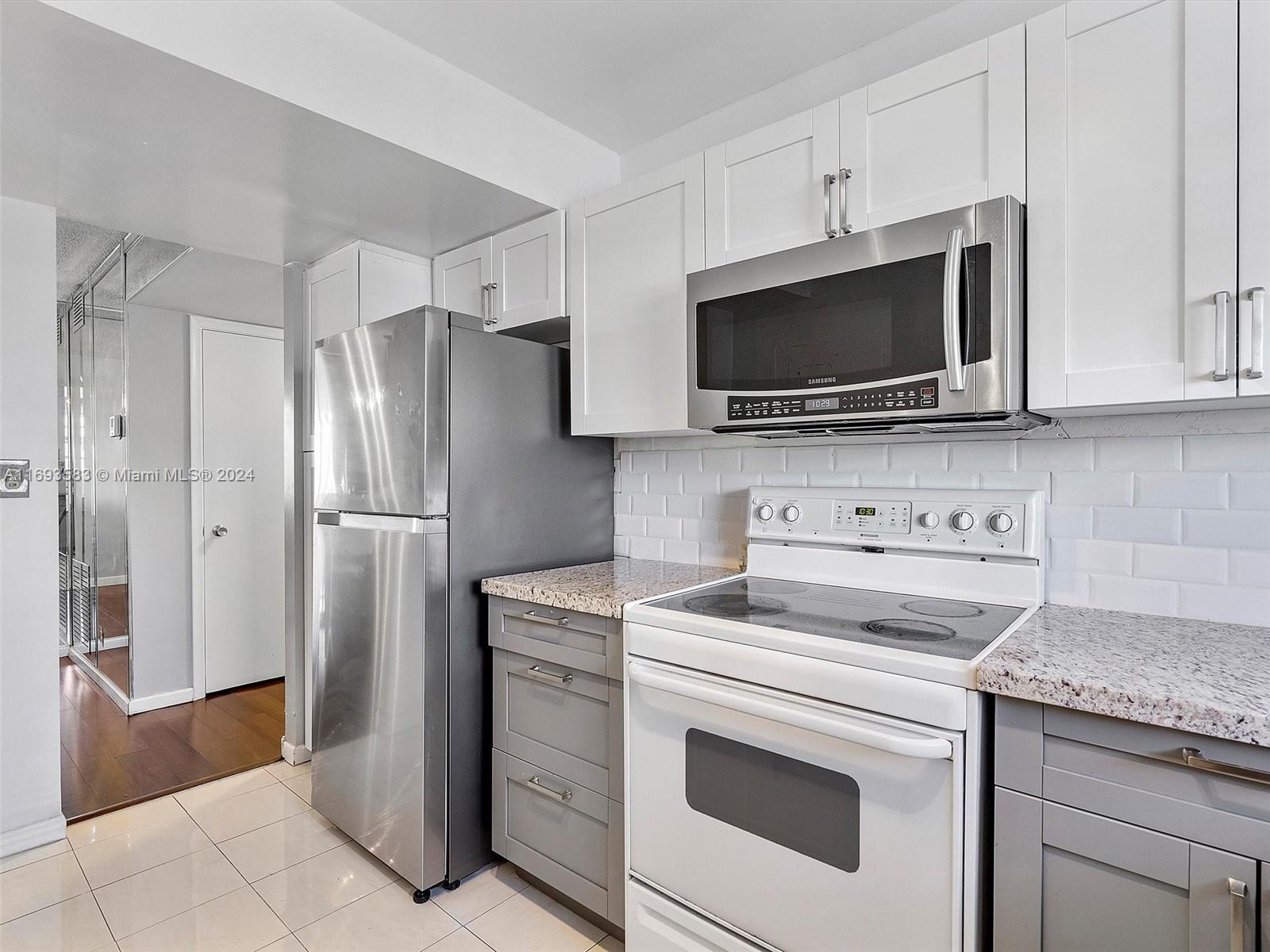 GOLDEN SURF TOWERS CONDO - Residential