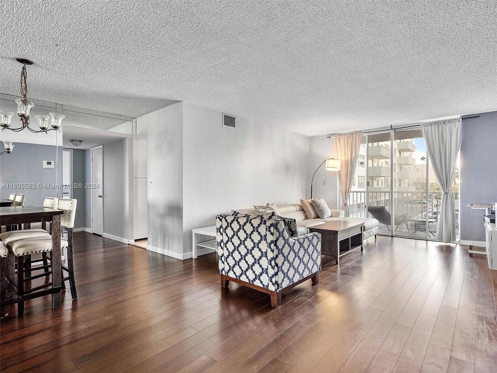 GOLDEN SURF TOWERS CONDO - Residential
