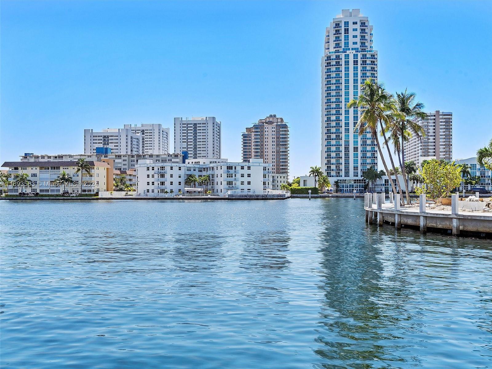 GOLDEN SURF TOWERS CONDO - Residential