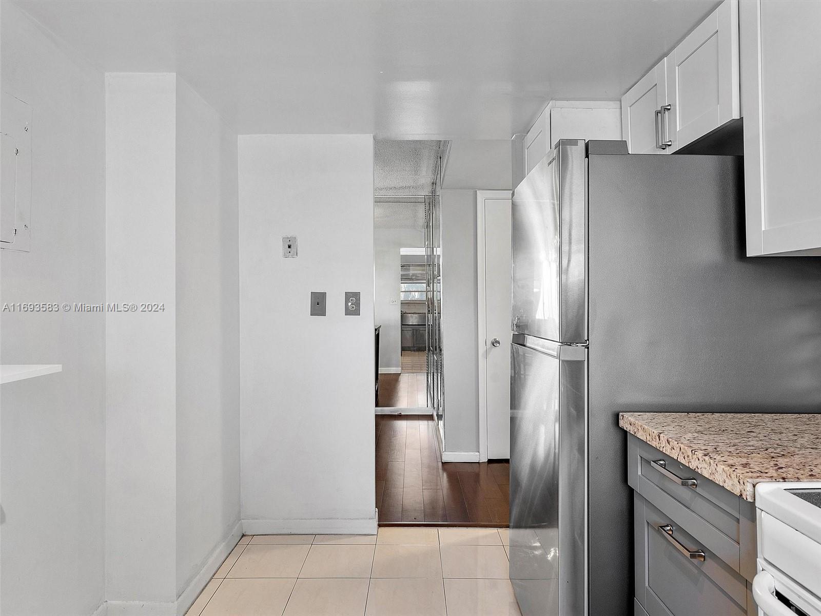 GOLDEN SURF TOWERS CONDO - Residential