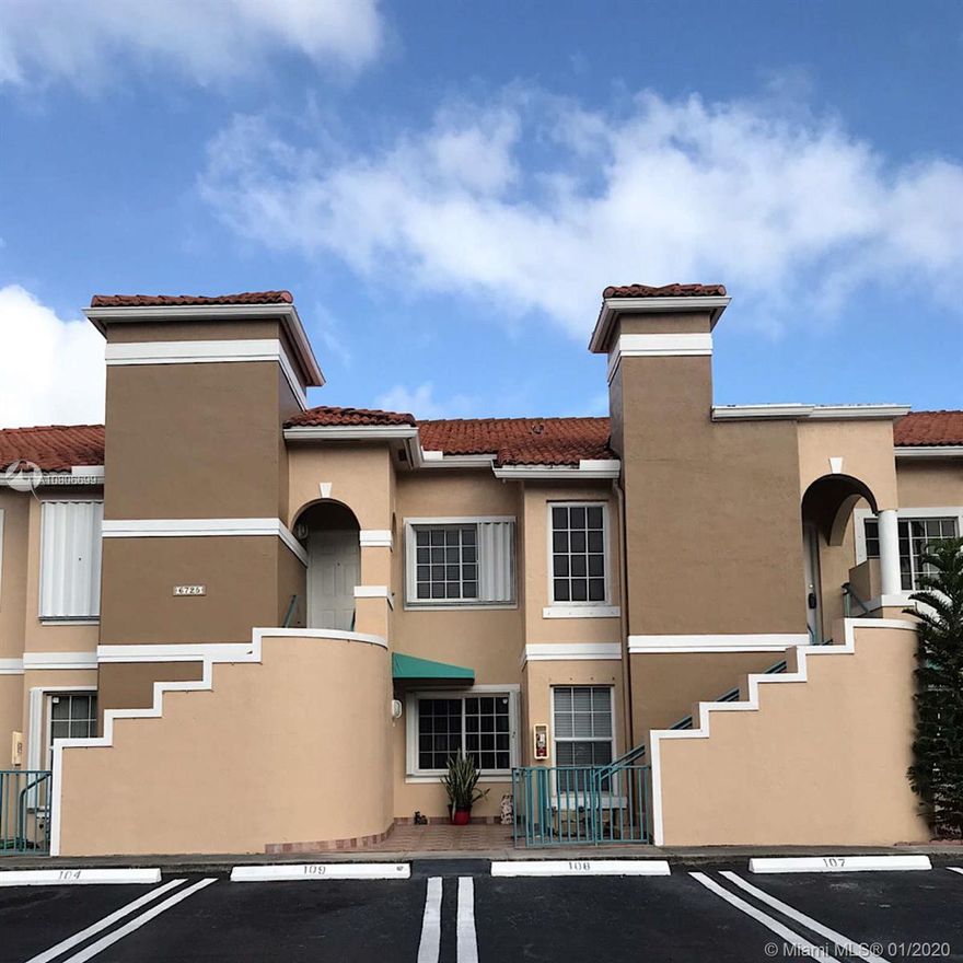 Spacious 2-bedroom / 2-bathroom condo unit that was built in 2000 and located just walking distance from a park that has several baseball fields. This unit is in great condition and offers a large master bedroom with private bathroom, a guest bedroom with adjacent bathroom, accordion storm shutters, washer & dryer, an Eat-in kitchen that was updated with additional cabinets and counter space, and a fenced-in patio that is excellent for family gatherings & BBQ. THIS IS THE BEST PRICED UNIT IN THE COMPLEX AND WAS PRICED LOW TO SELL FAST…..