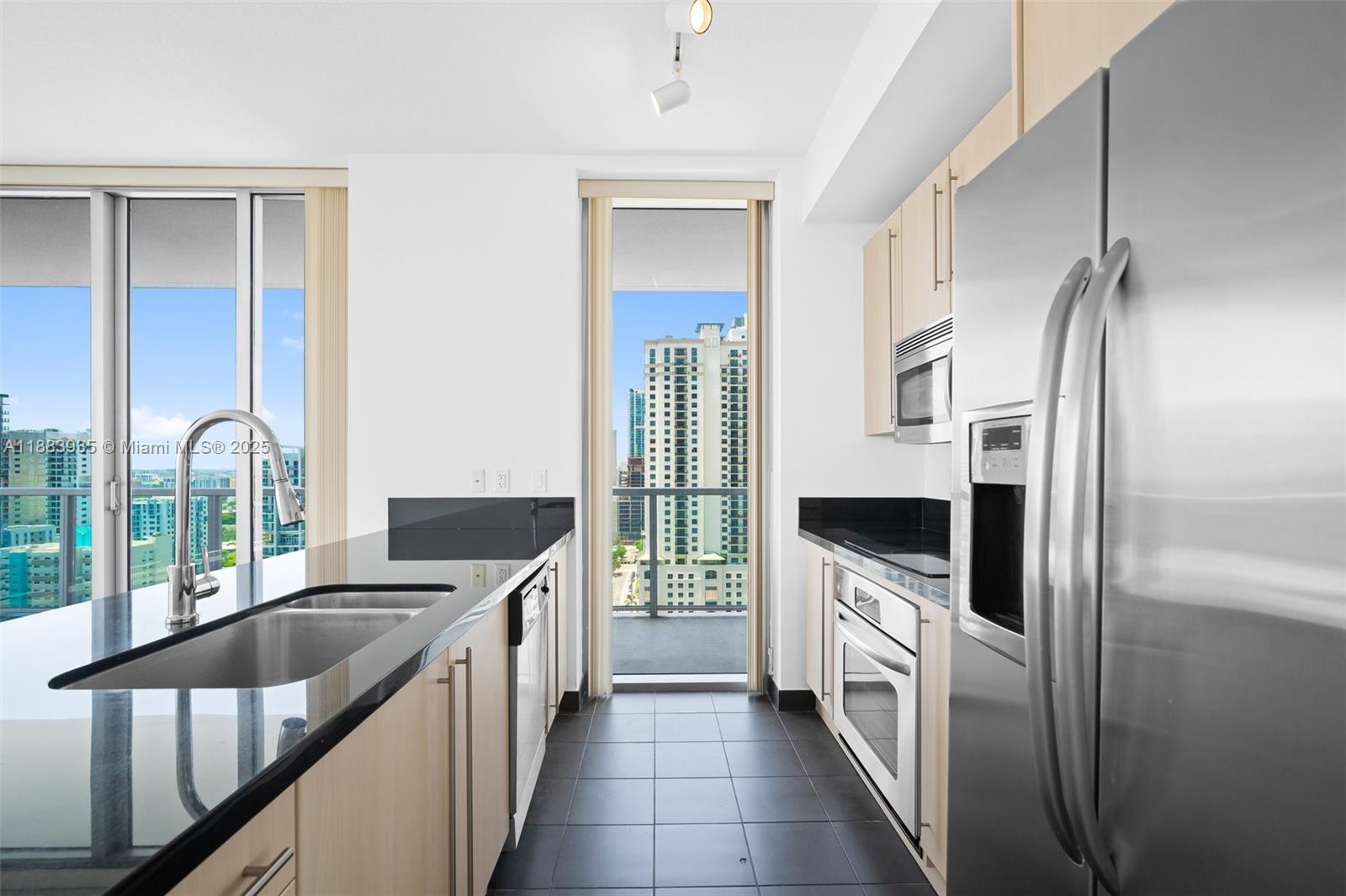 THE AXIS ON BRICKELL COND - Residential Lease