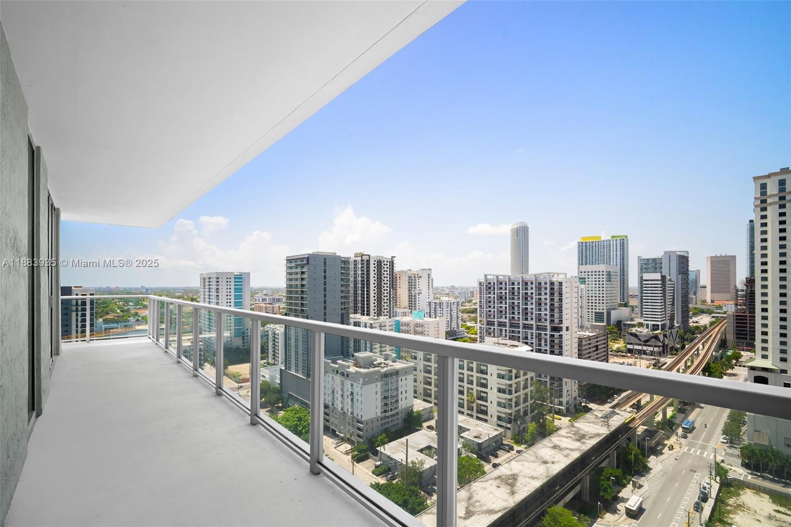 THE AXIS ON BRICKELL COND - Residential Lease