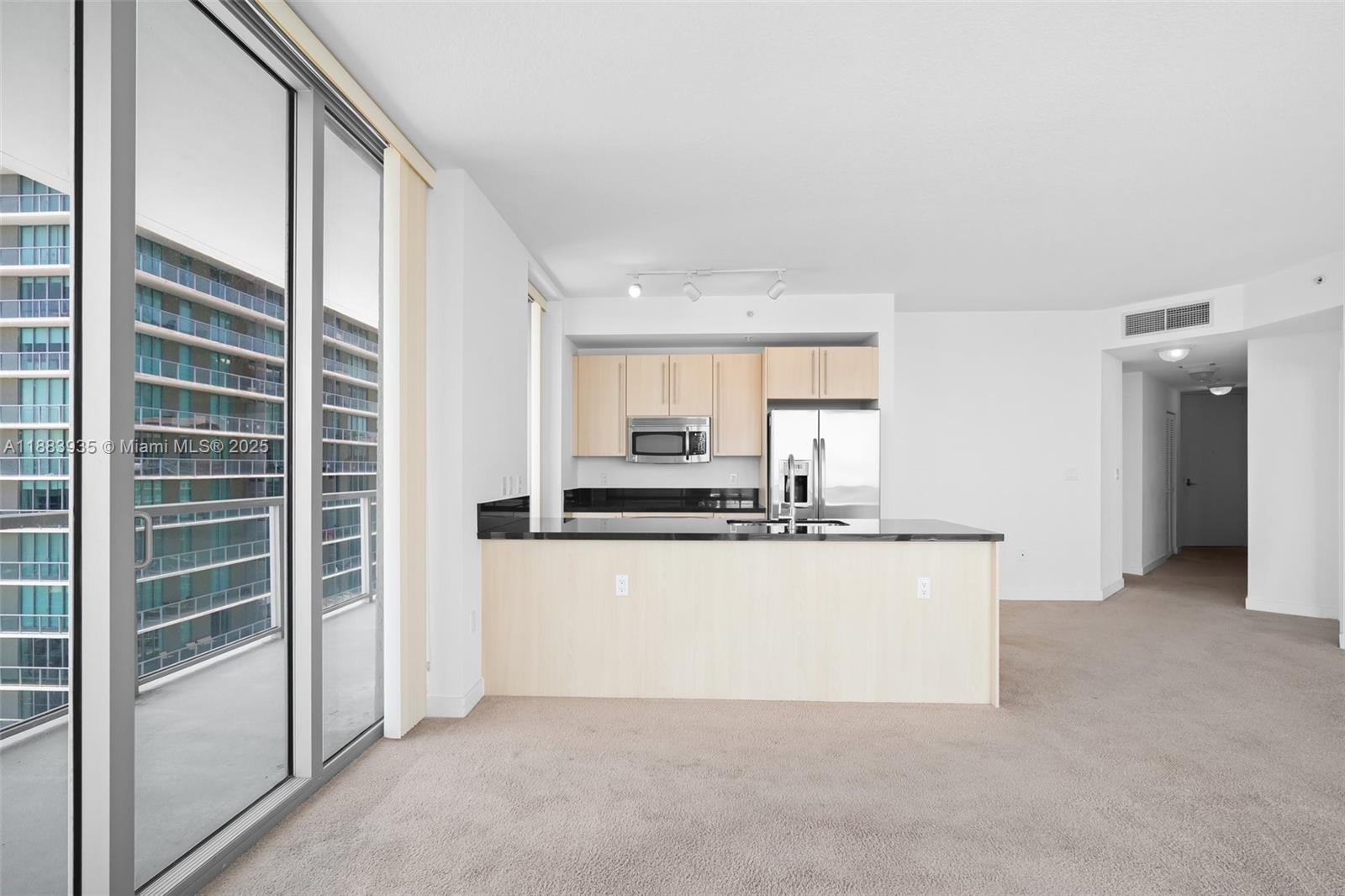 THE AXIS ON BRICKELL COND - Residential Lease