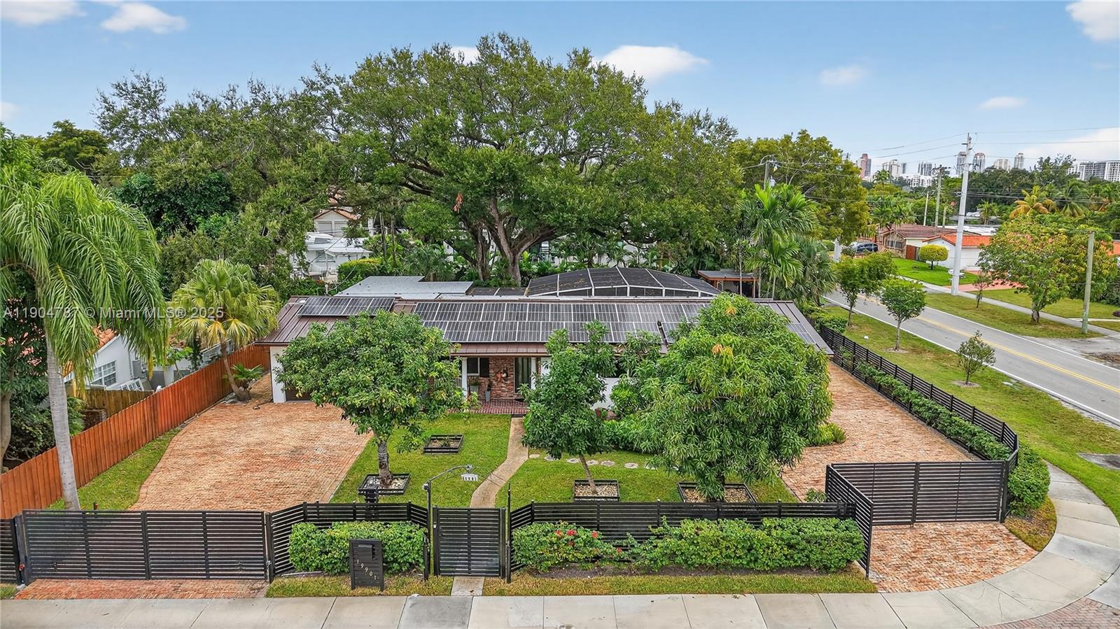 HIGHLAND OAKS - Residential