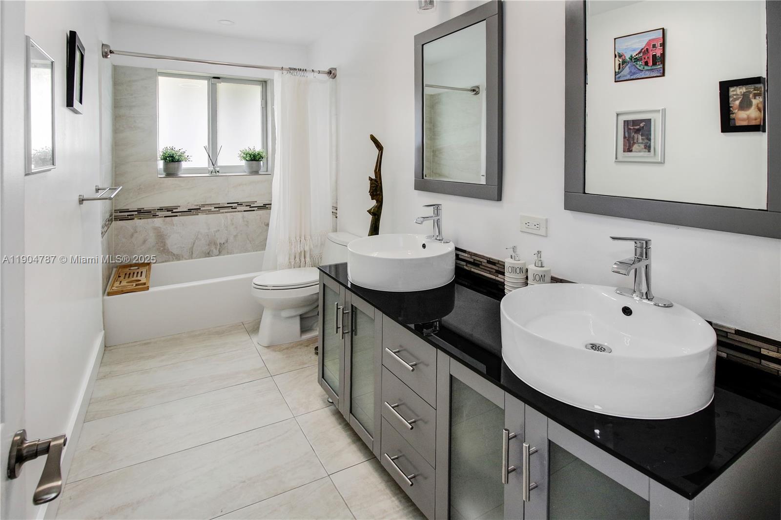 HIGHLAND OAKS - Residential