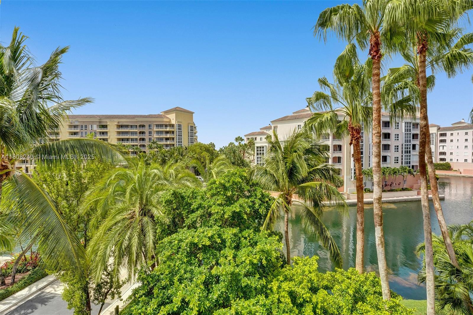 715 Crandon Blvd 406, Key Biscayne, Miami-Dade County, Florida - 2 Bedrooms  
2 Bathrooms - 