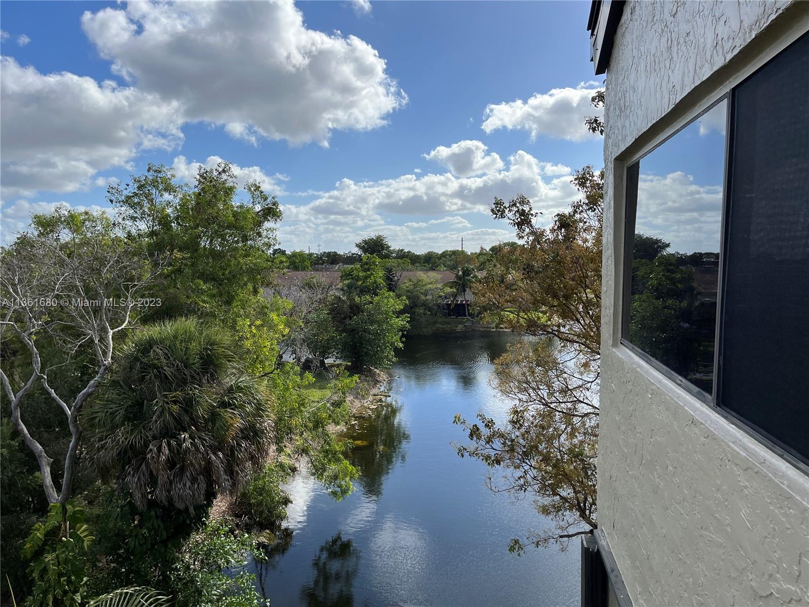 SEC 48 ATRIUMS AT SNAPPER - Residential