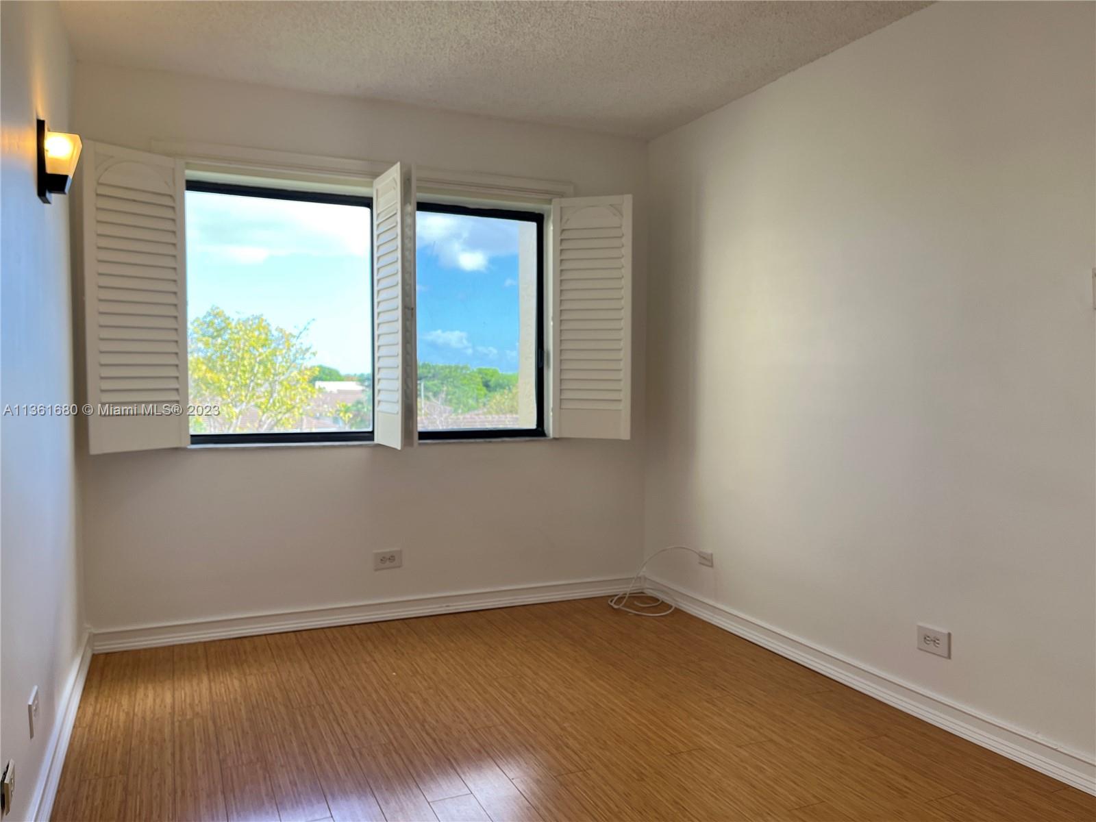 SEC 48 ATRIUMS AT SNAPPER - Residential