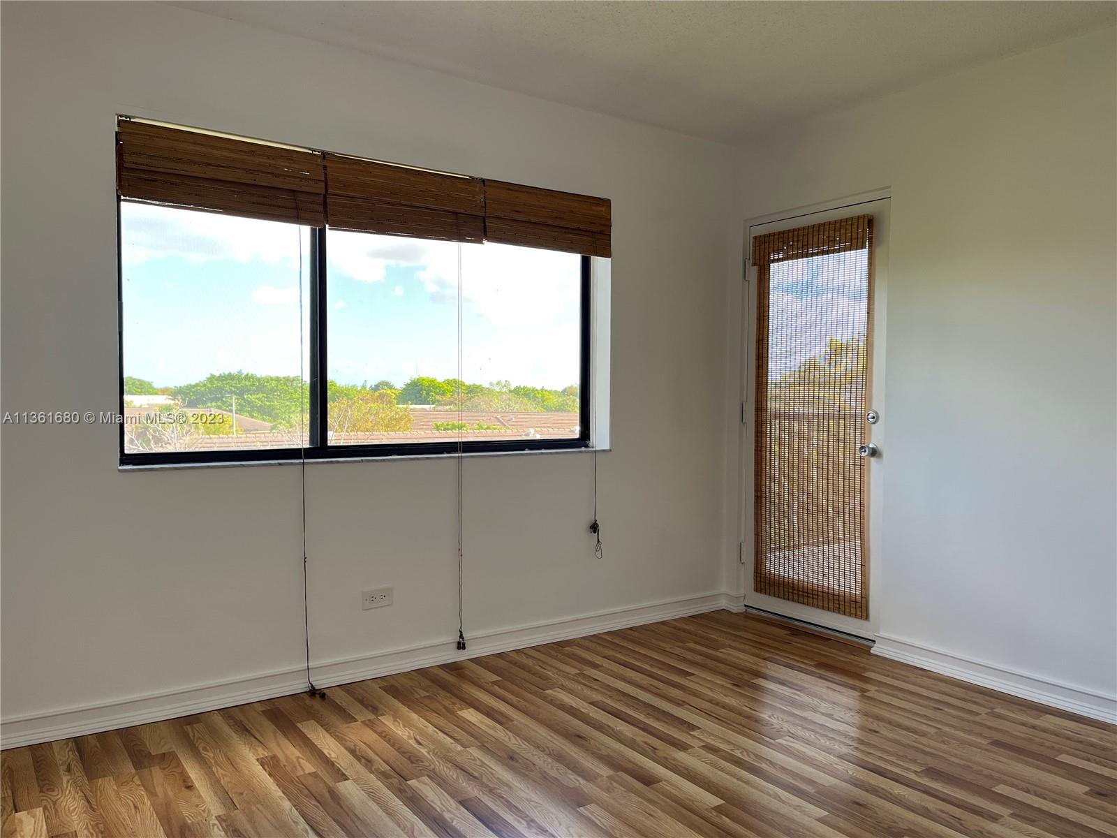 SEC 48 ATRIUMS AT SNAPPER - Residential