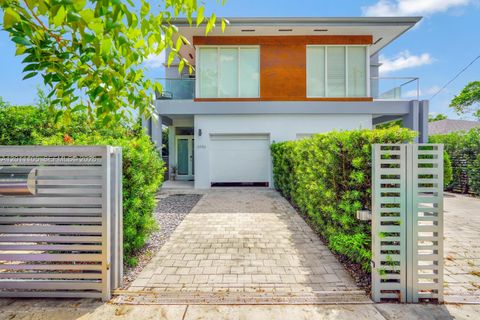 3446 SW 23rd St 3446 Miami FL 33145