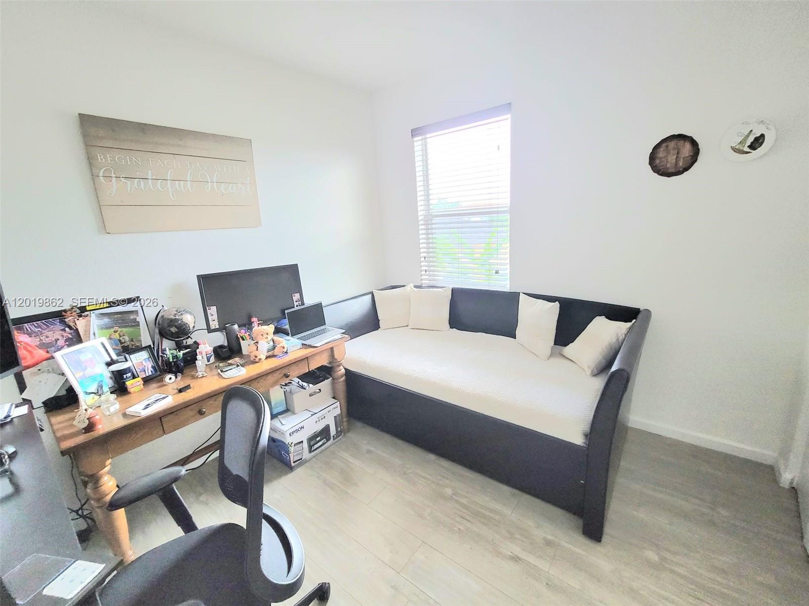 COUNTRY GARDENS SOUTH - Residential