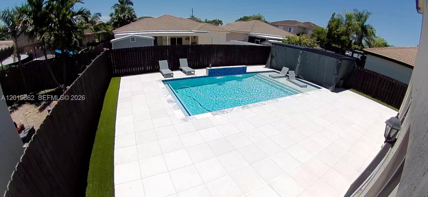 COUNTRY GARDENS SOUTH - Residential